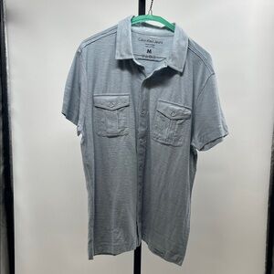 Calvin Klein Jeans Men's Light Gray Short-Sleeve Button-Down Shirt